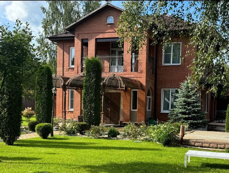 Дом 275.0 м²